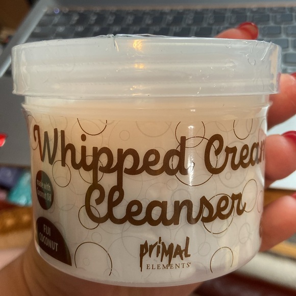 Primal Elements - WHIPPED CREAM CLEANSER - FIJI COCONUT - Picture 7 of 7
